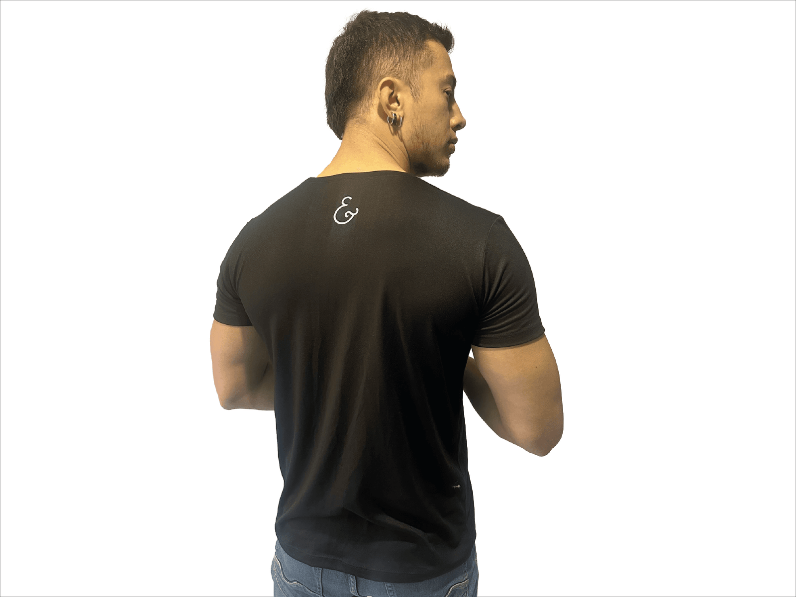 CAMISETA NEGRA PIEL DE DURAZNO NO TIME TO HATE